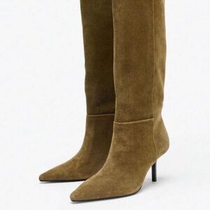 Elegant Tan Suede Knee-High Boots